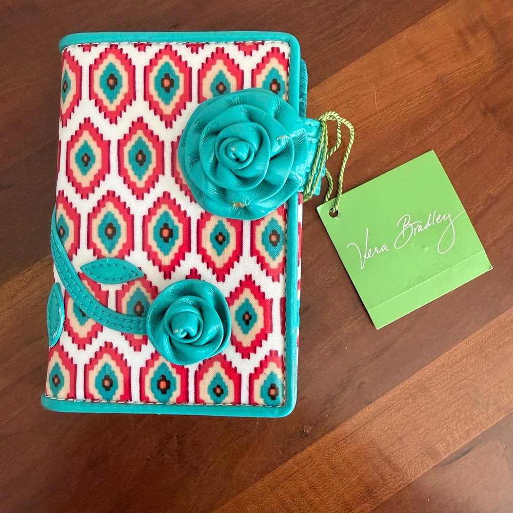 NWT Vera Bradley Best Bud Call Me Coral Wallet Blue Print Roses Small Size